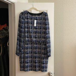 Long sleeve. Size M. White House Black Market. New with Tag.